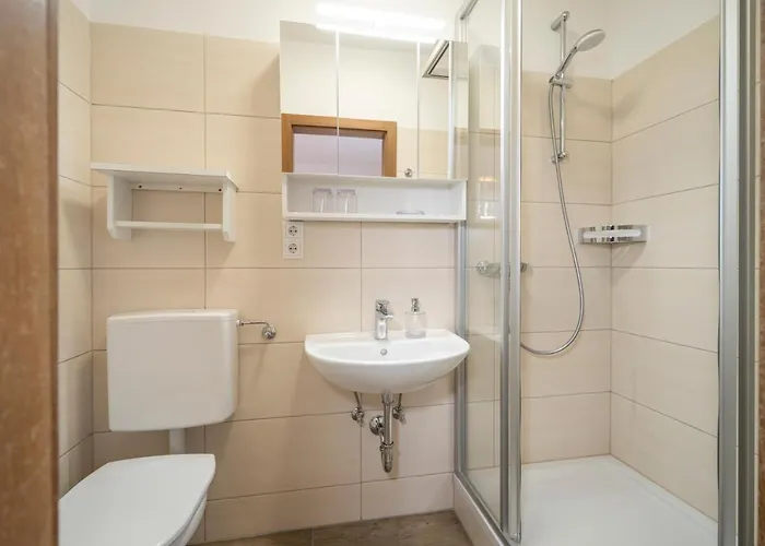 Haus Kindler 아파트 *